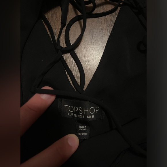 Topshop slinky crop top with spaghetti straps black size 4 - Picture 3 of 3
